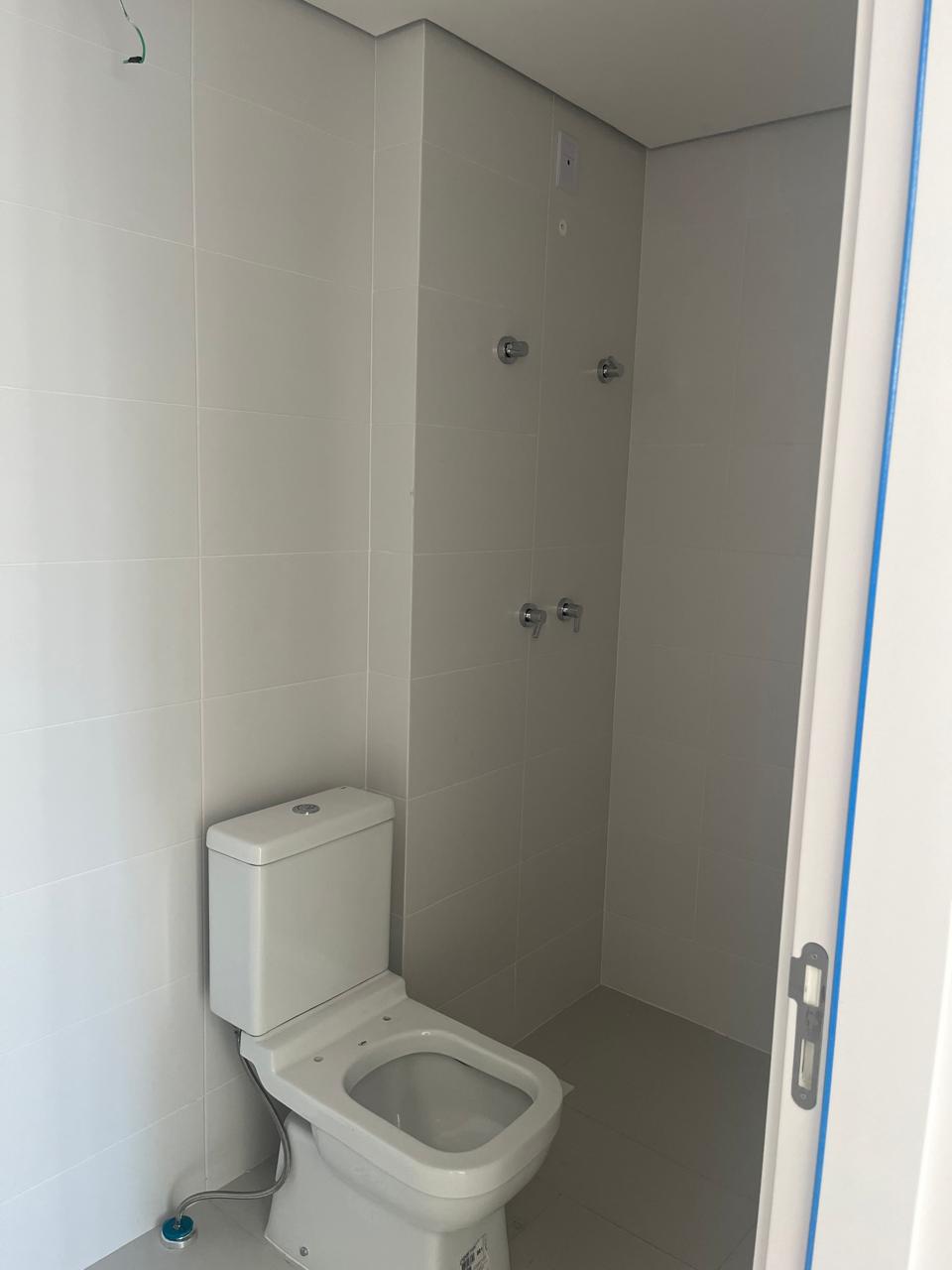 Apartamento PÉ NA AREIA em Home Club NOVO em Piçarras
