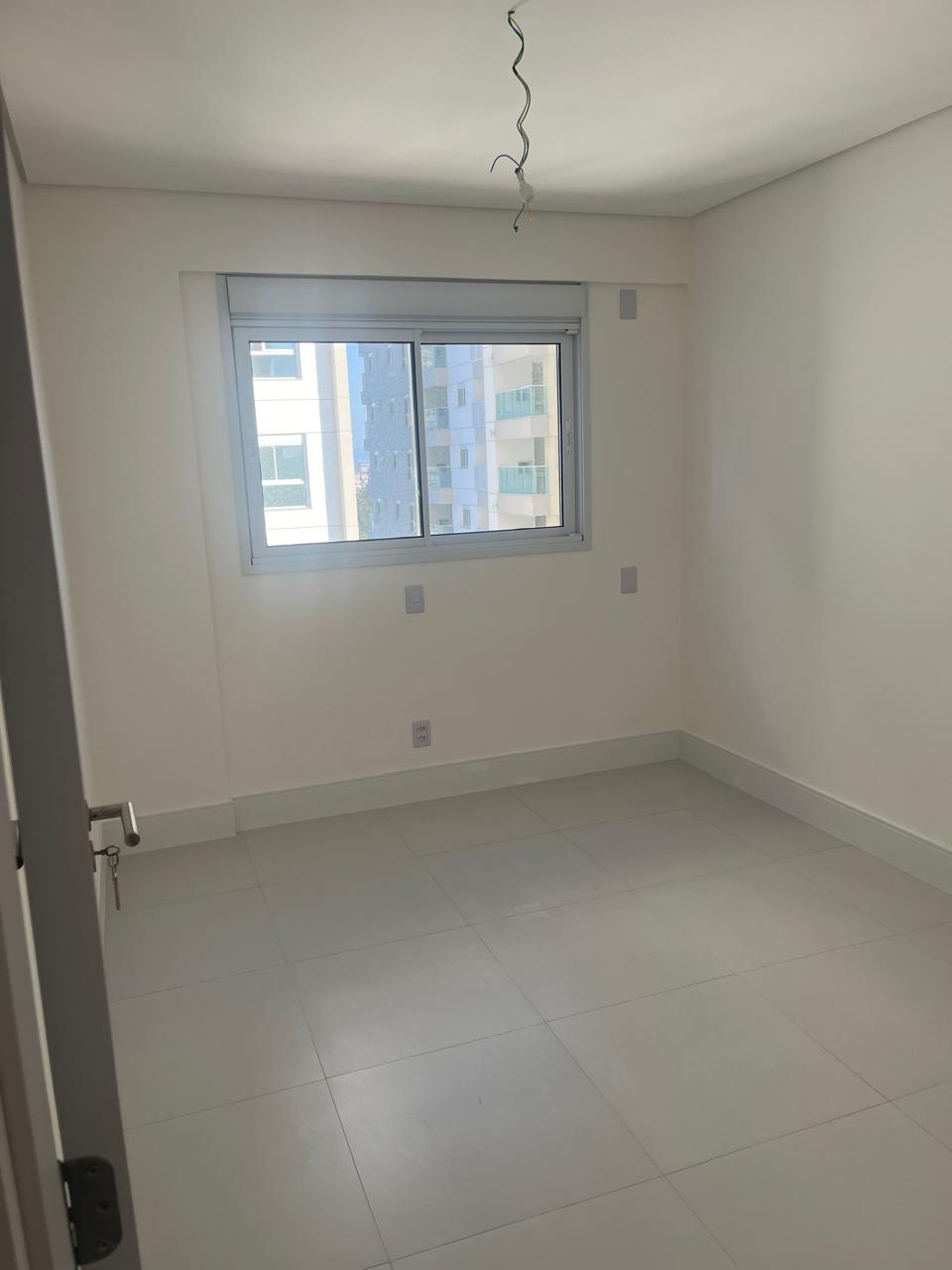 Apartamento PÉ NA AREIA em Home Club NOVO em Piçarras