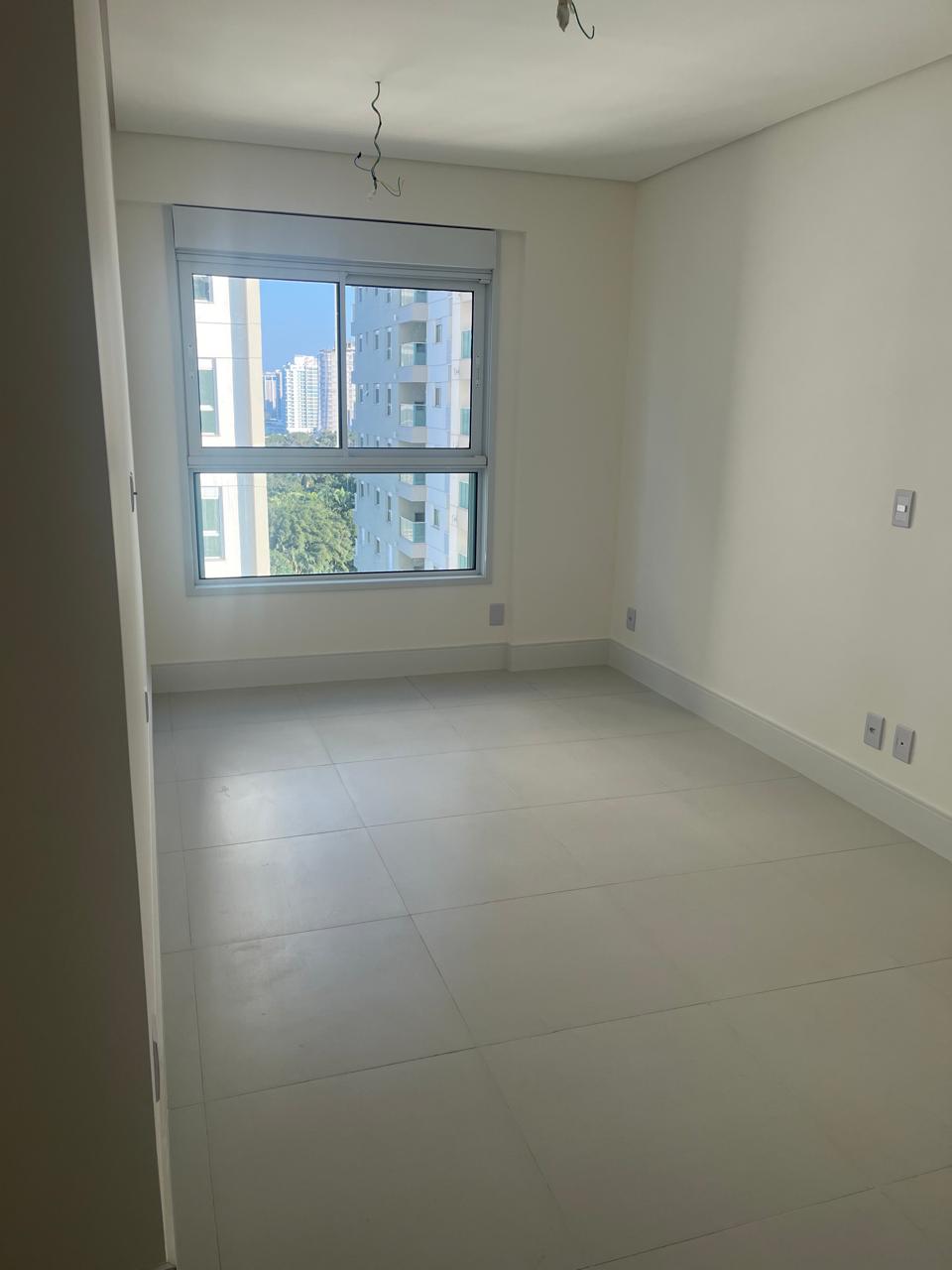 Apartamento PÉ NA AREIA em Home Club NOVO em Piçarras