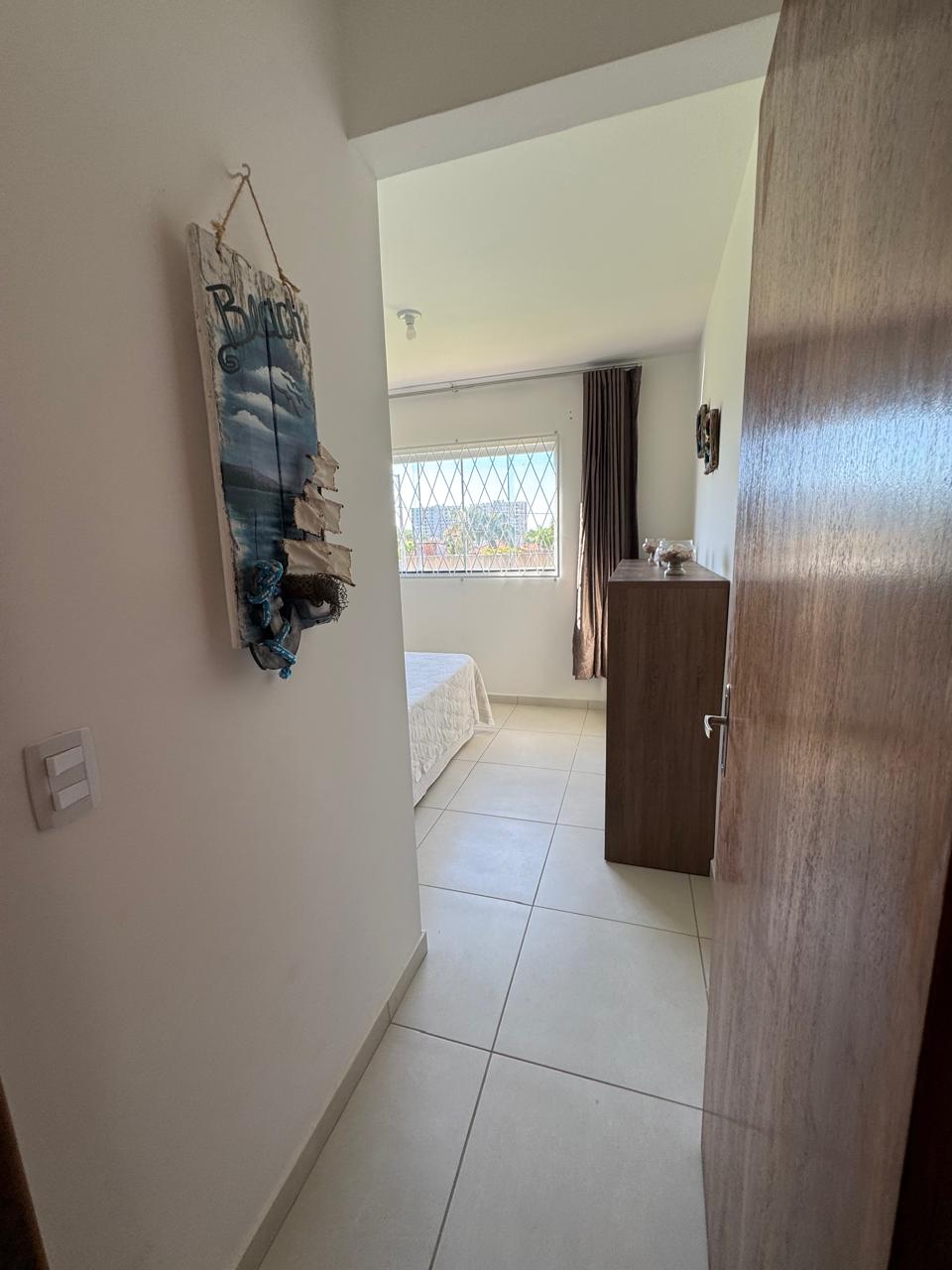 Apartamento MOBILIADO a 300 m da praia em ITAJUBA