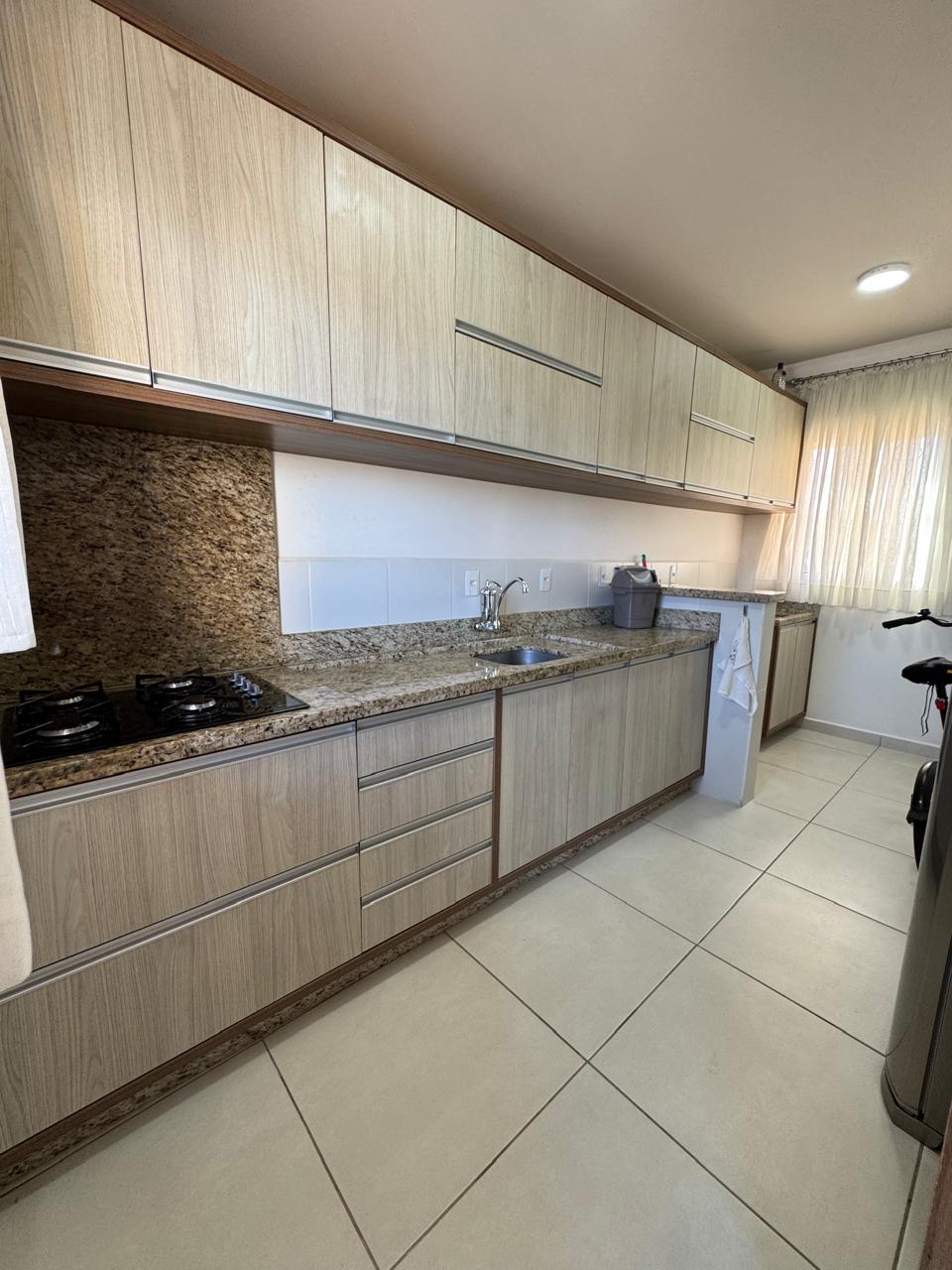 Apartamento MOBILIADO a 300 m da praia em ITAJUBA