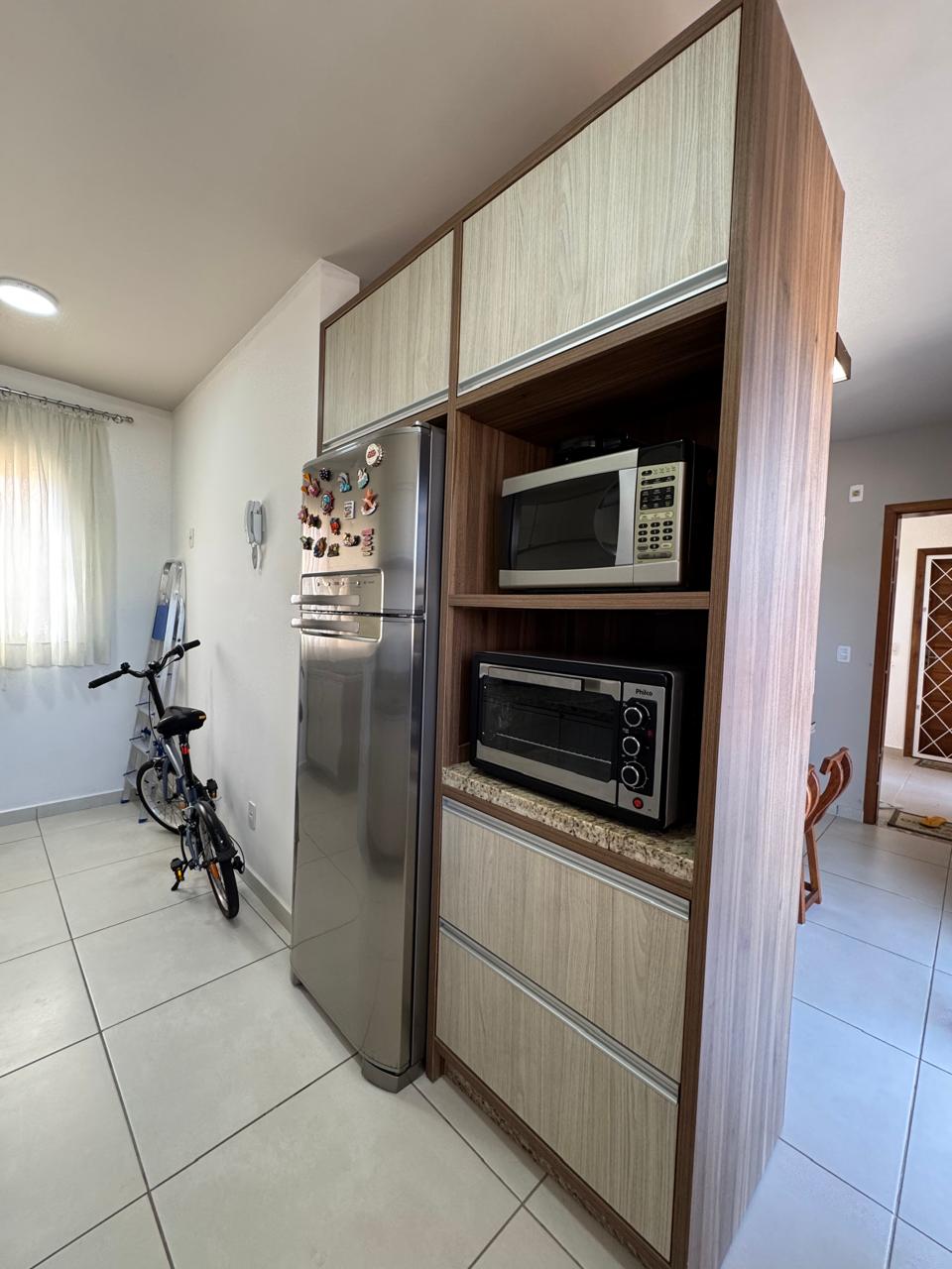 Apartamento MOBILIADO a 300 m da praia em ITAJUBA