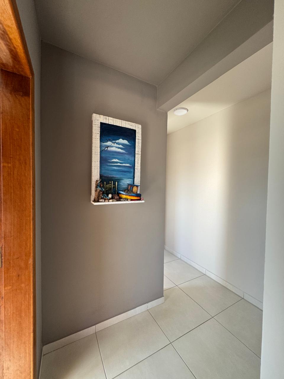 Apartamento MOBILIADO a 300 m da praia em ITAJUBA