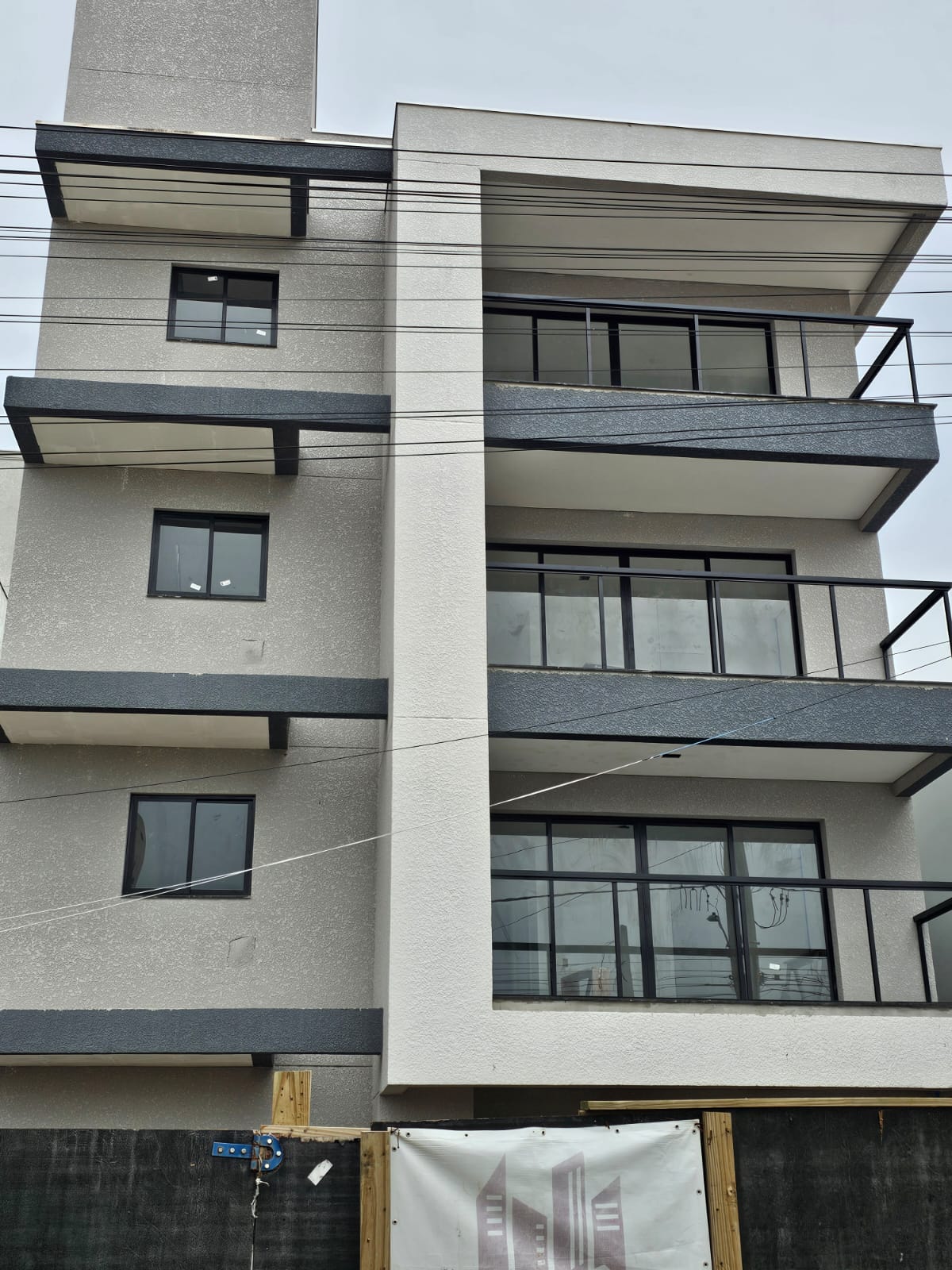 Apartamento a 400 m da praia no Itacolomi - Piçarras!