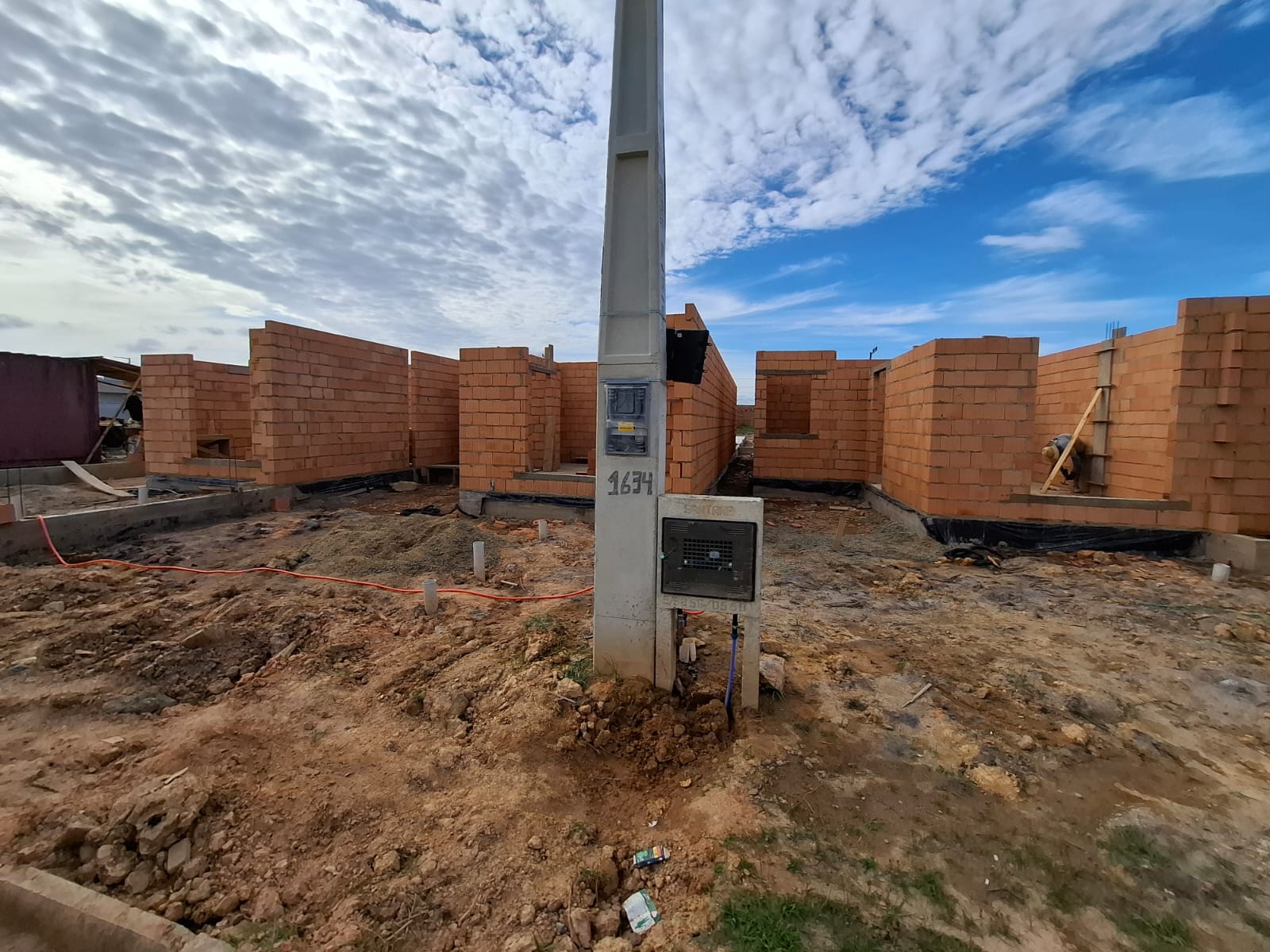 Casa espaçosa com ótimo aproveitamento do terreno - BARRA VELHA
