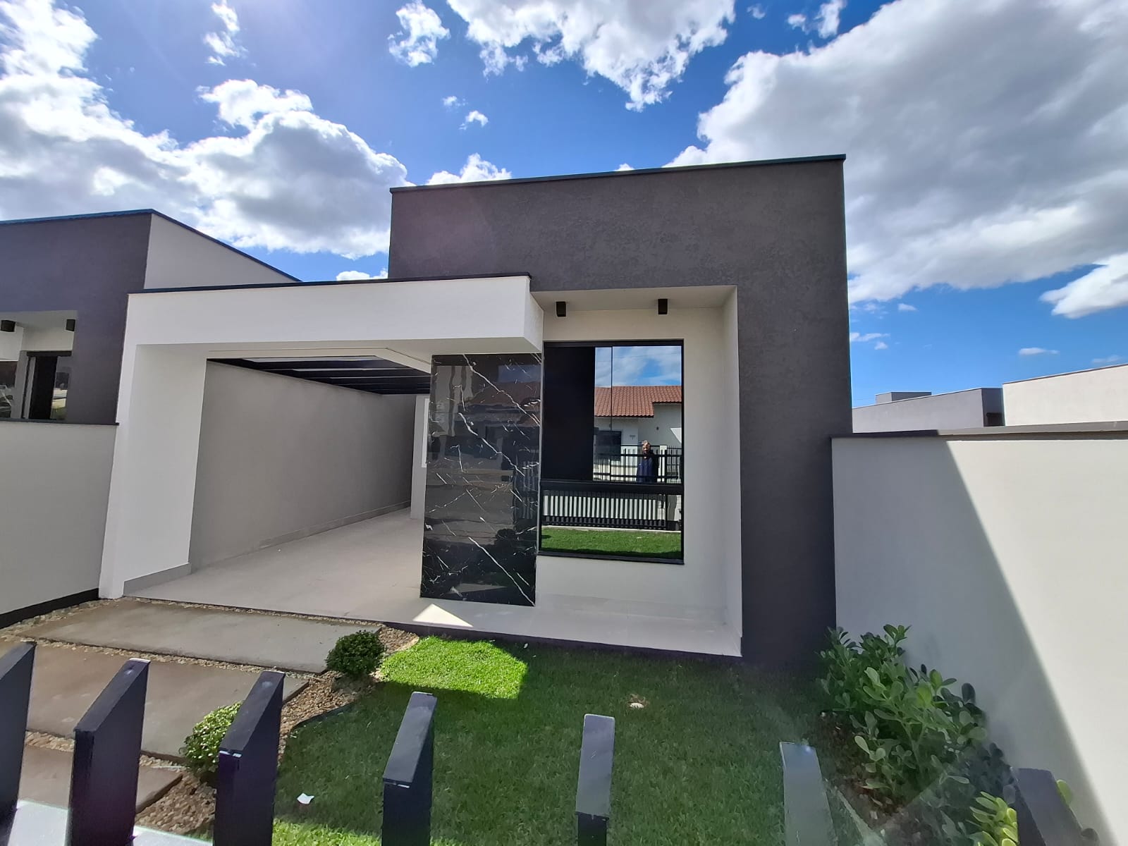 Casa espaçosa com ótimo aproveitamento do terreno - BARRA VELHA