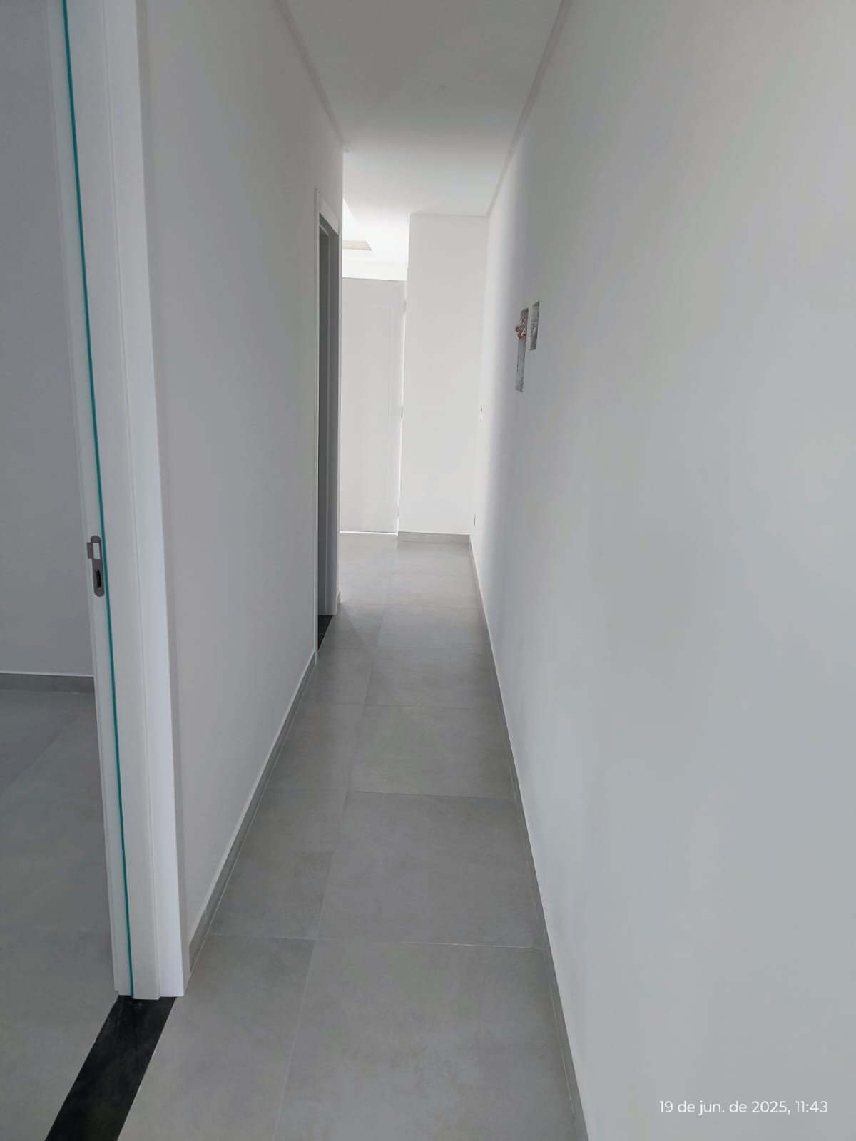 Apartamento EM ITAJUBA com 3 DORMITÓRIOS a 550 m da praia - VALOR PROMOCIONAL POR TEMPO LIMITADO