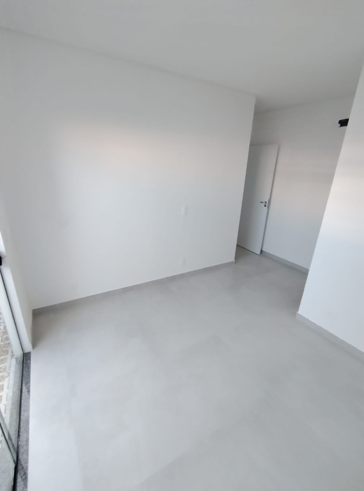 Apartamento EM ITAJUBA com 3 DORMITÓRIOS a 550 m da praia - VALOR PROMOCIONAL POR TEMPO LIMITADO