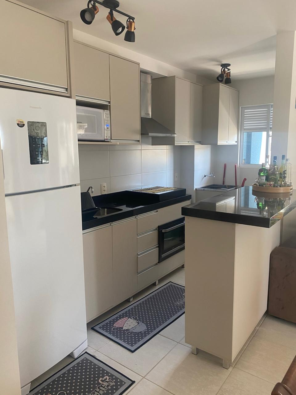 Apartamento 02 dormitórios mobiliado e com linda vista para o mar no Centro de Piçarras
