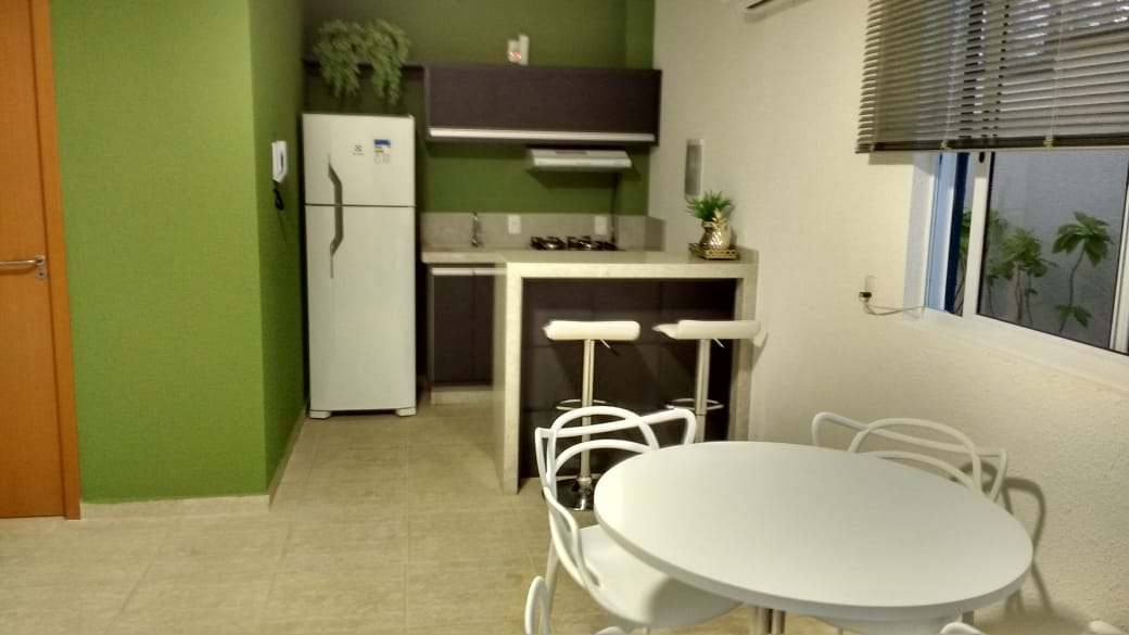 Apartamento 02 dormitórios mobiliado e com linda vista para o mar no Centro de Piçarras