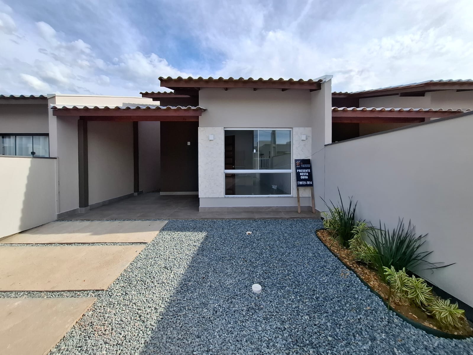 Casa NOVA com quintal em Barra Velha - EXCELENTE OPORTUNIDADE