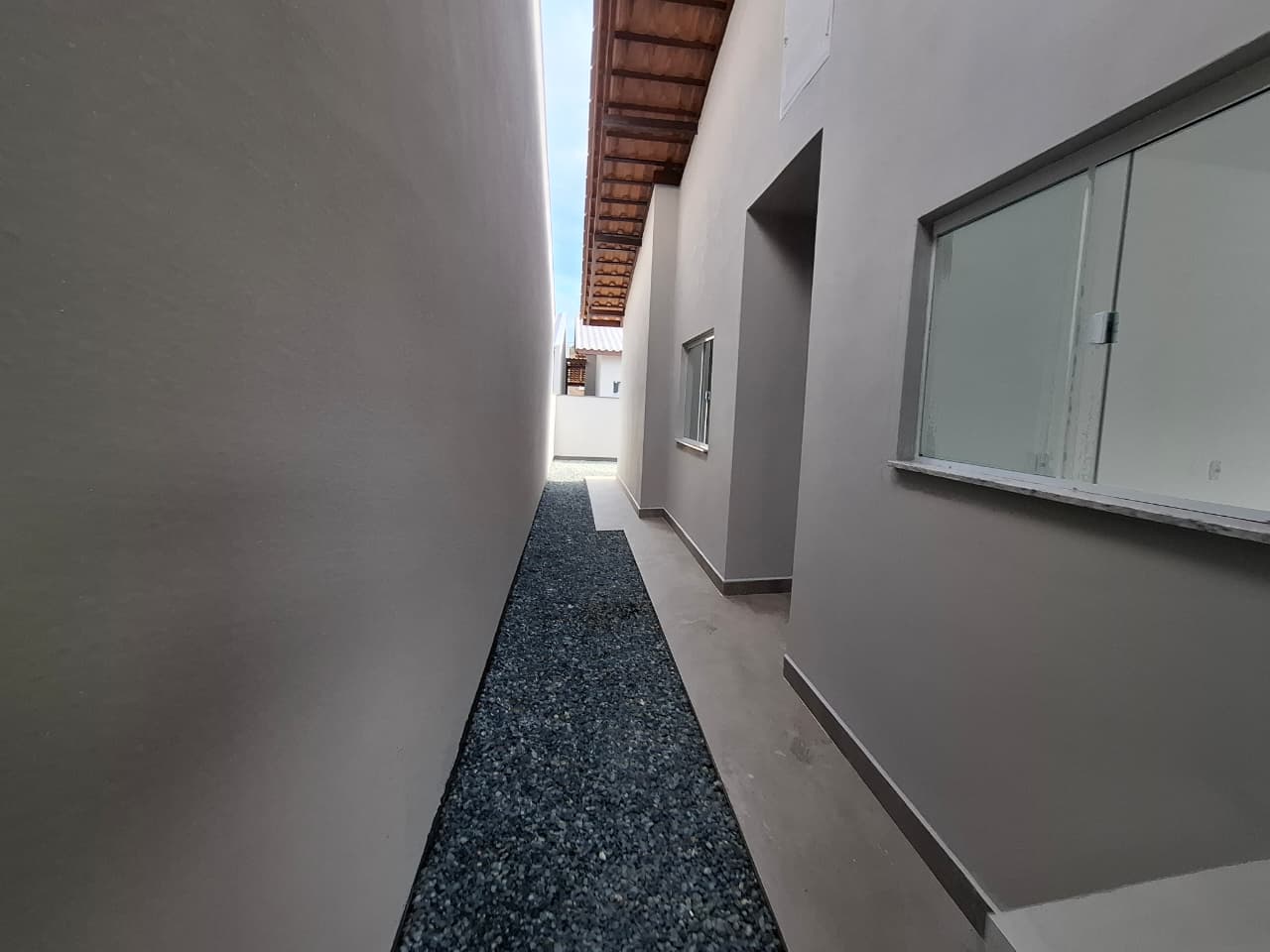 Casa NOVA com quintal em Barra Velha - EXCELENTE OPORTUNIDADE