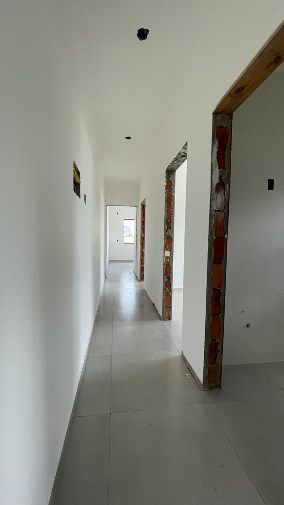 Casa Nova com Design Moderno, próximo ao Centro de Barra Velha!