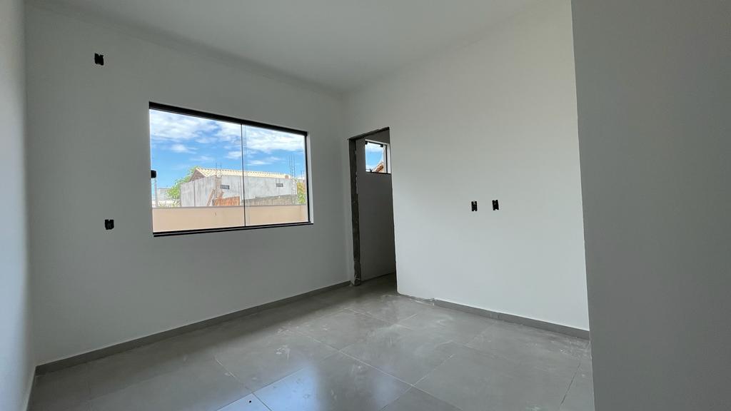 Casa Nova com Design Moderno, próximo ao Centro de Barra Velha!