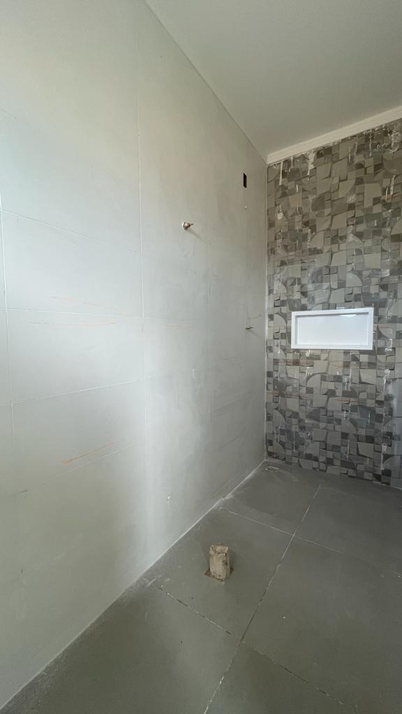 Casa Nova com Design Moderno, próximo ao Centro de Barra Velha!