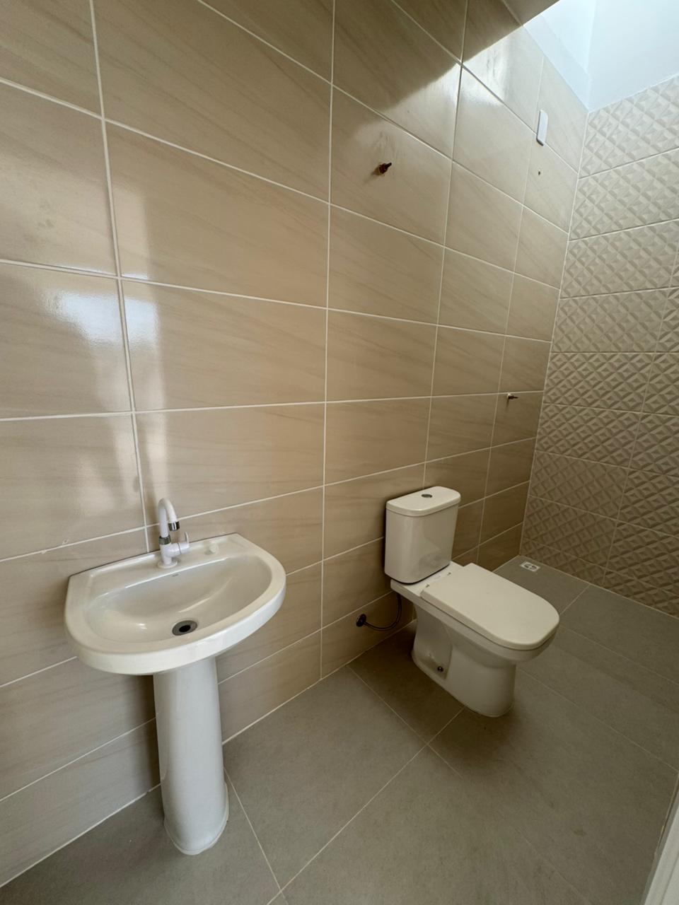Sobrado NOVO com 02 suítes e piscina em Itajuba - EXCELENTE OPORTUNIDADE!
