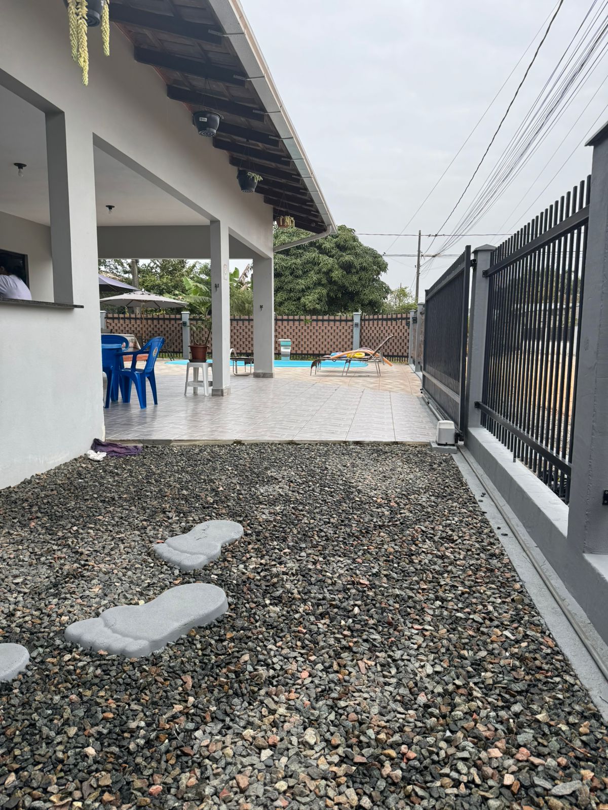 Casa com piscina a 700 m da praia em Itajuba - Averbada