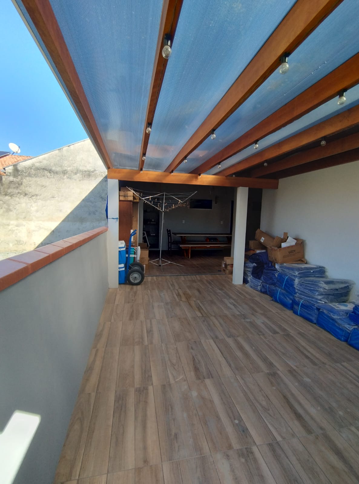 Casa grande com amplo terreno - Itajuba