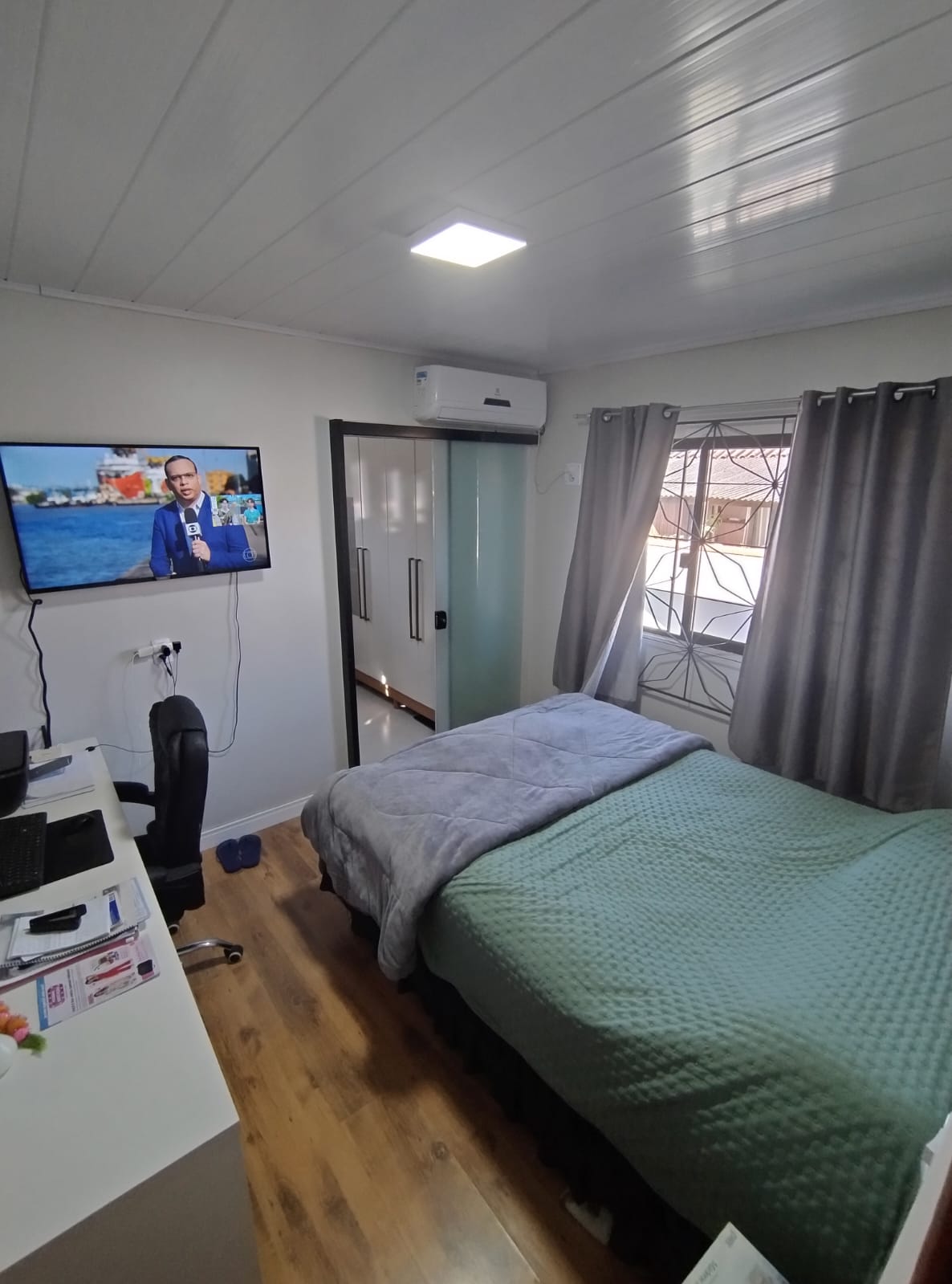 Casa grande com amplo terreno - Itajuba