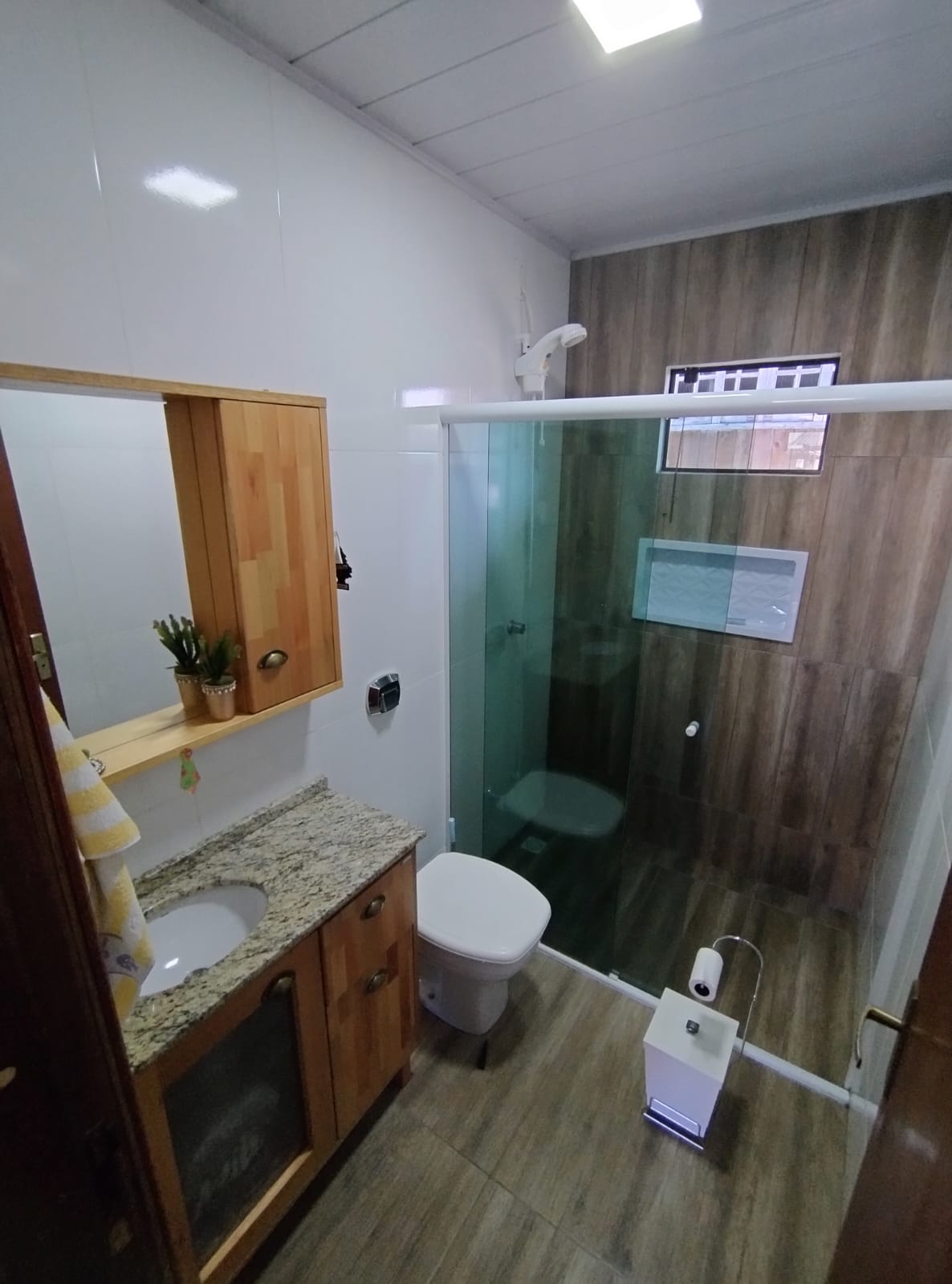 Casa grande com amplo terreno - Itajuba