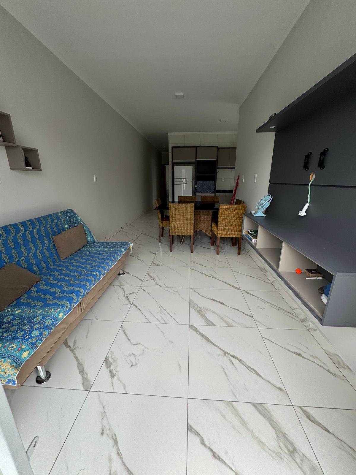 Casa geminada com amplo terreno em Itajuba