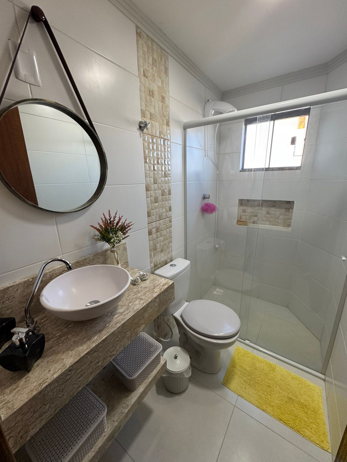 Apartamento mobiliado e decorado a 550m da Praia do Cerro