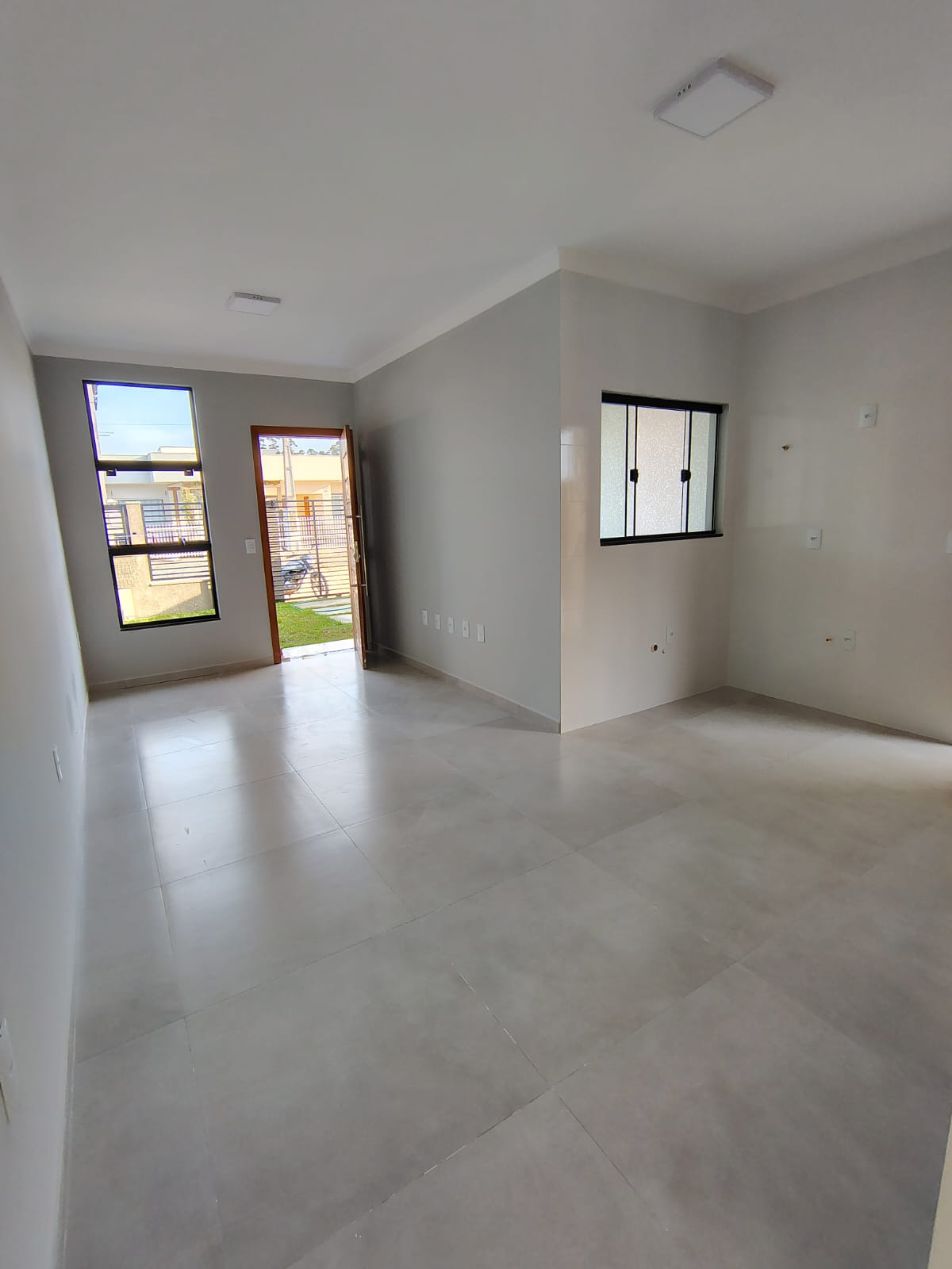Casa NOVA com 02 dormitórios próximo à Lagoa em Barra Velha