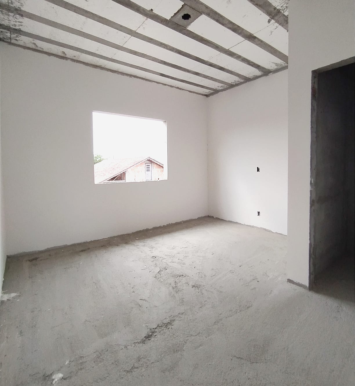 Apartamento térreo entre Itajuba e Piçarras - OPORTUNIDADE
