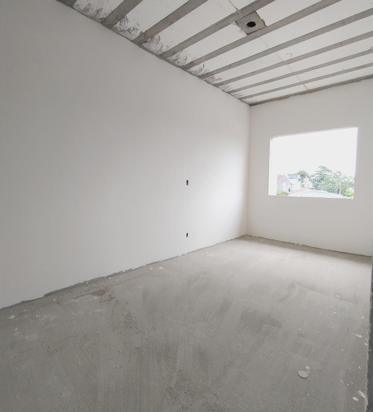Apartamento térreo entre Itajuba e Piçarras - OPORTUNIDADE