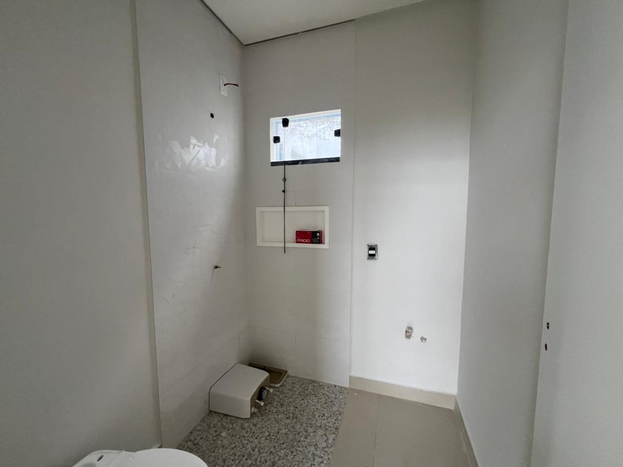 Casa espaçosa com 2 dormitórios em Itajuba - Rua Pavimentada!