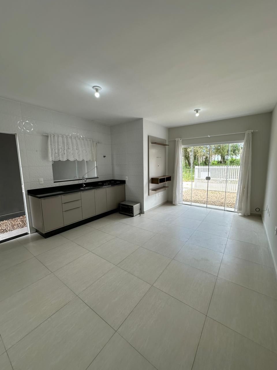 Casa com 03 dormitórios em Itajuba - Barra Velha