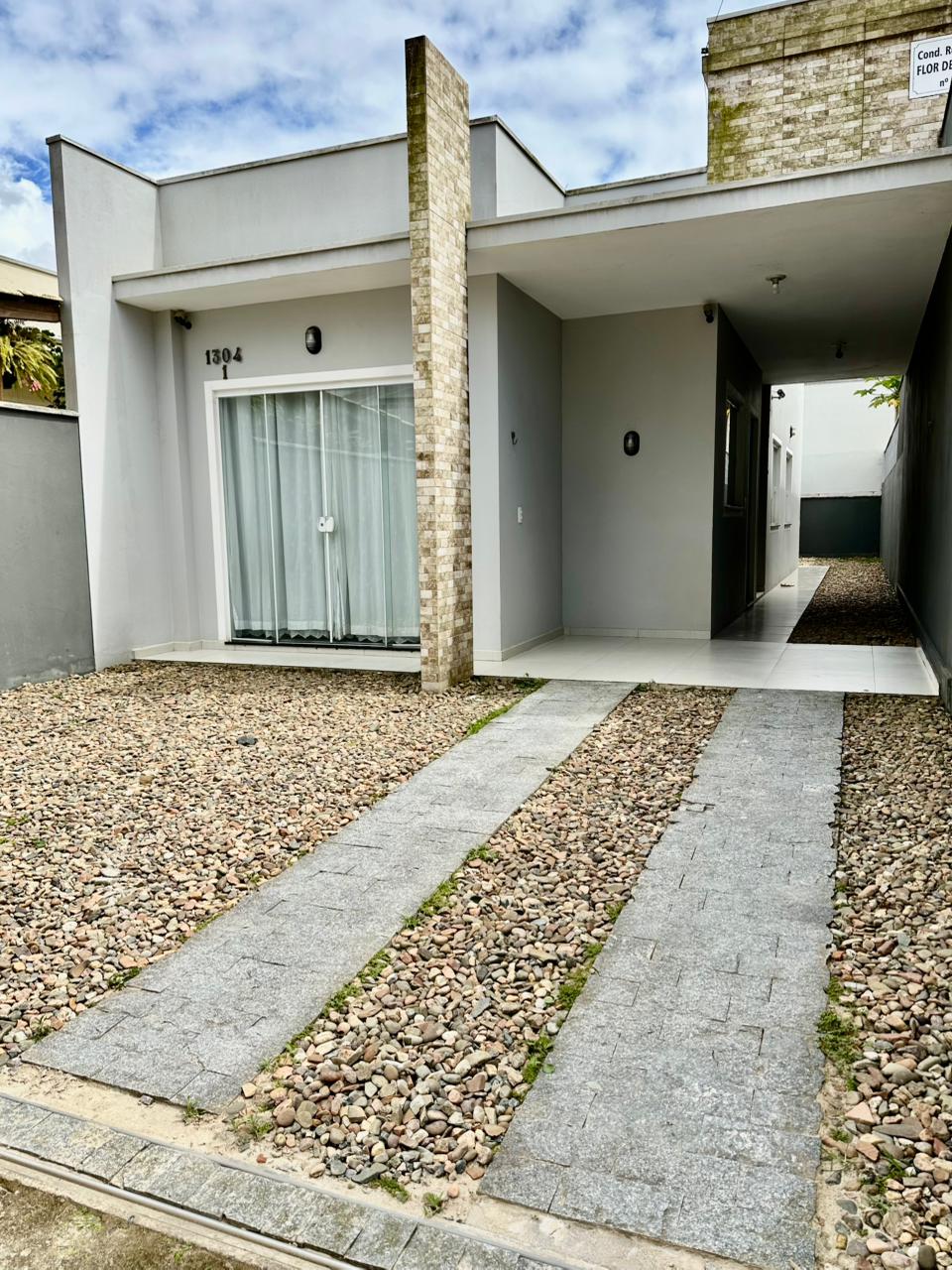 Casa com 03 dormitórios em Itajuba - Barra Velha