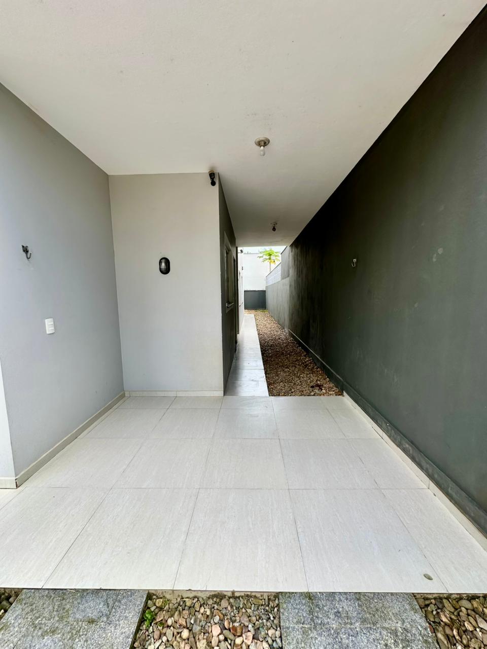 Casa com 03 dormitórios em Itajuba - Barra Velha