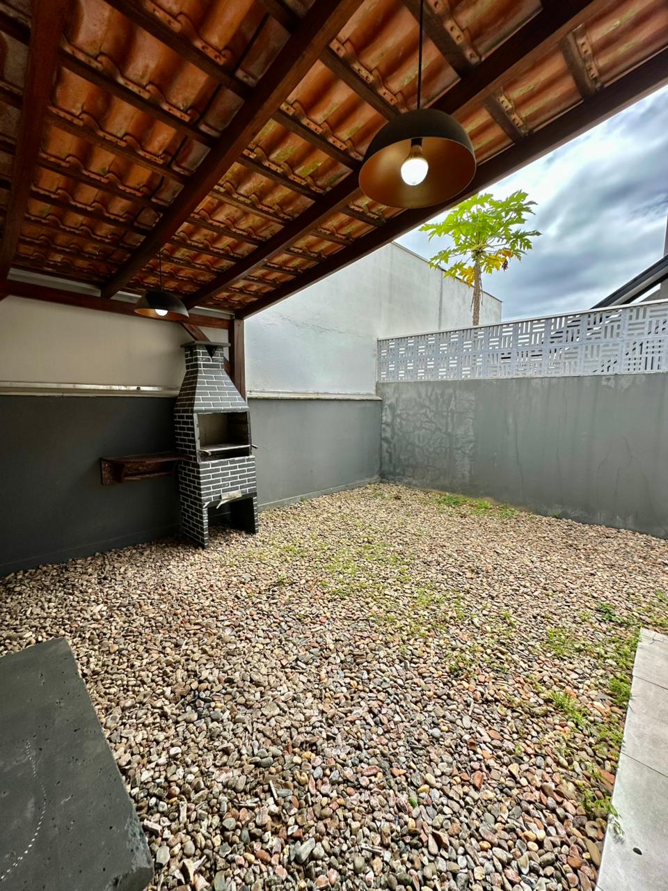 Casa com 03 dormitórios em Itajuba - Barra Velha