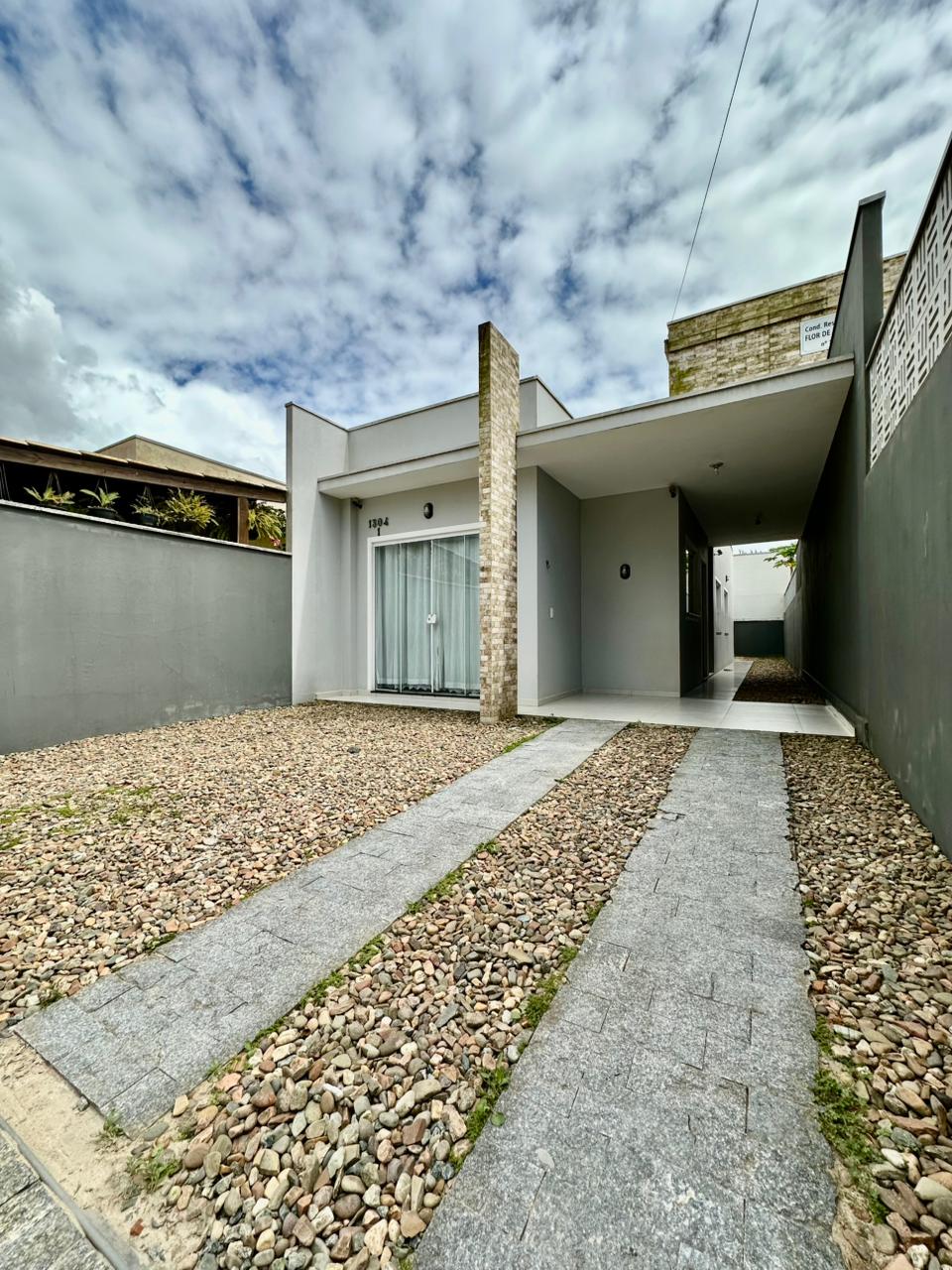 Casa com 03 dormitórios em Itajuba - Barra Velha