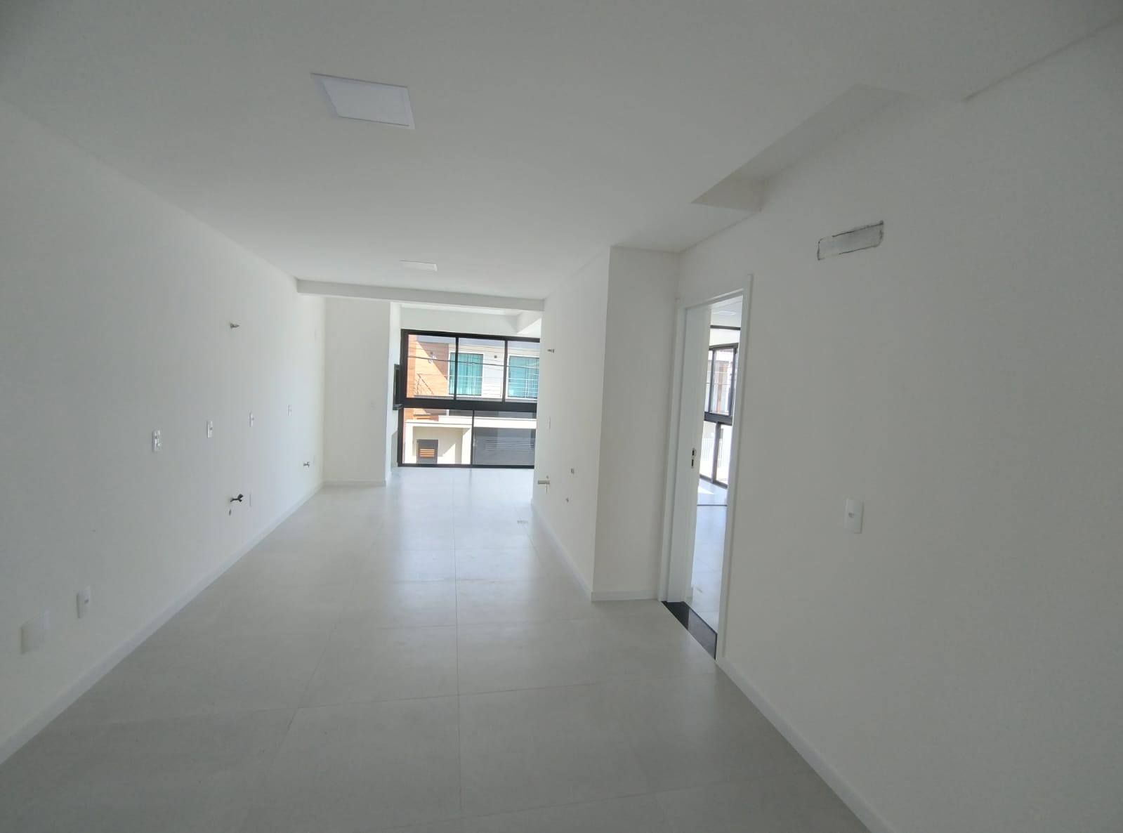APARTAMENTO QUADRA MAR EM BARRRA VELHA, 100 M DO MAR! - ÚLTIMA UNIDADE