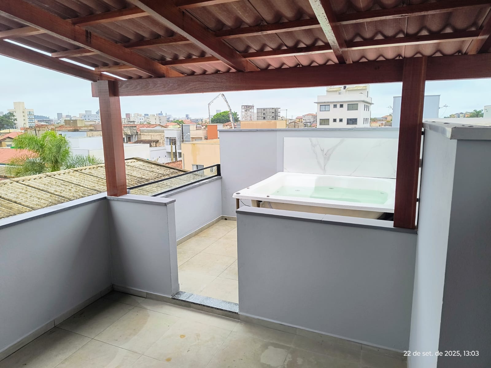Apartamento DUPLEX em Itajuba a 400m do mar - ÚLTIMA UNIDADE!