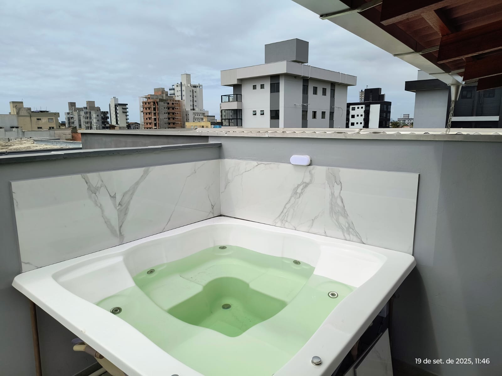 Apartamento DUPLEX em Itajuba a 400m do mar - ÚLTIMA UNIDADE!