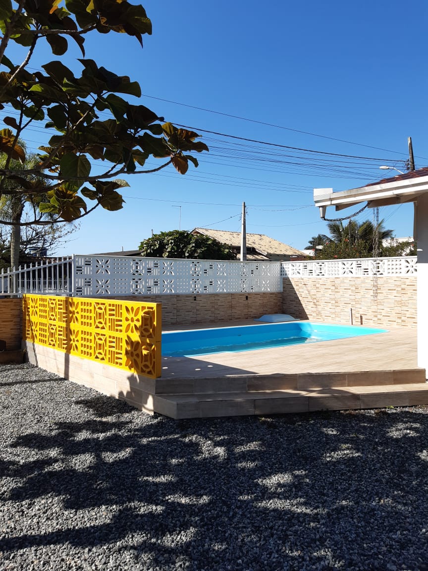 Casa de PRAIA com área de festa e PISCINA em Itajuba - Próx. ao MAR