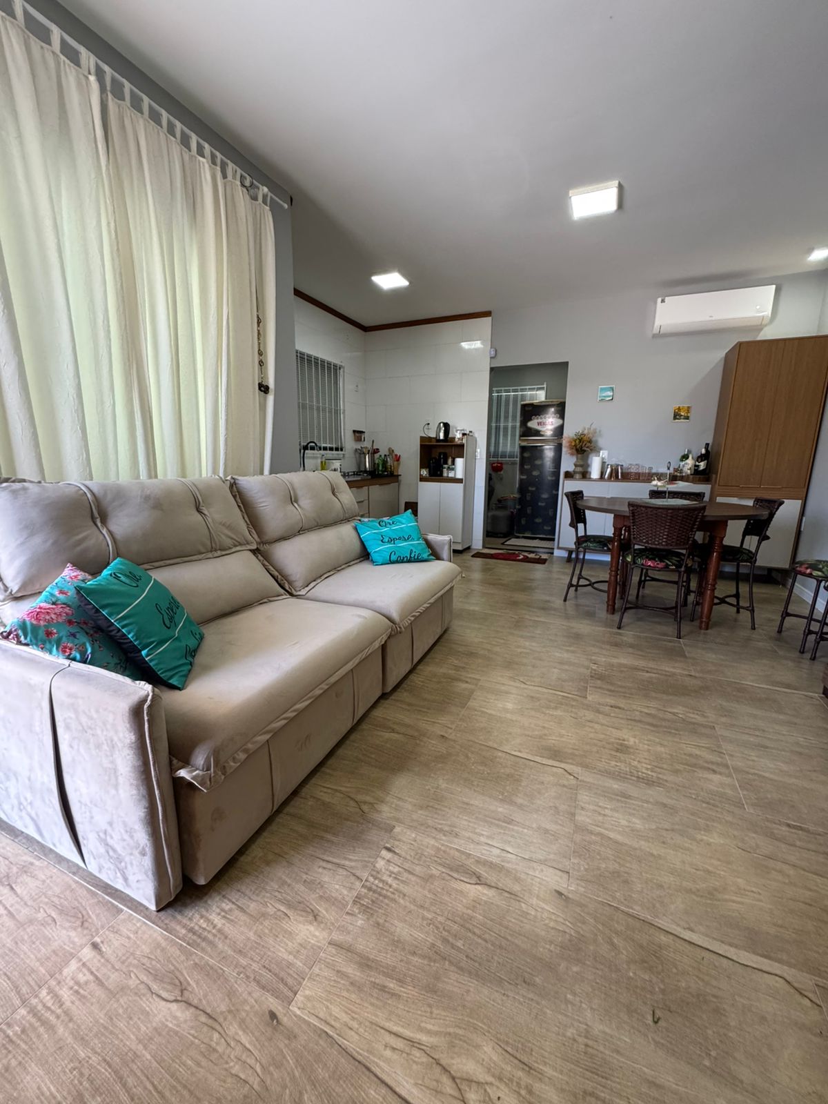 Sobrado Mobiliado com ótimo terreno a 600 m da praia!