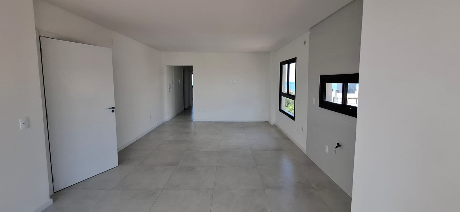 Apartamento NOVO em Itajuba a apenas 150 m do MAR