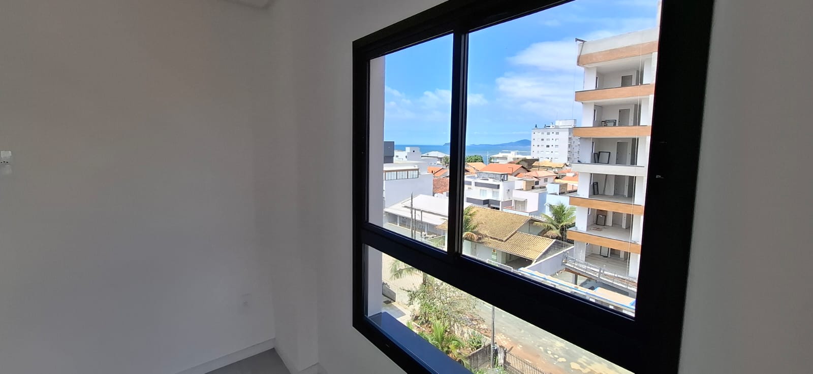 Apartamento NOVO em Itajuba a apenas 150 m do MAR