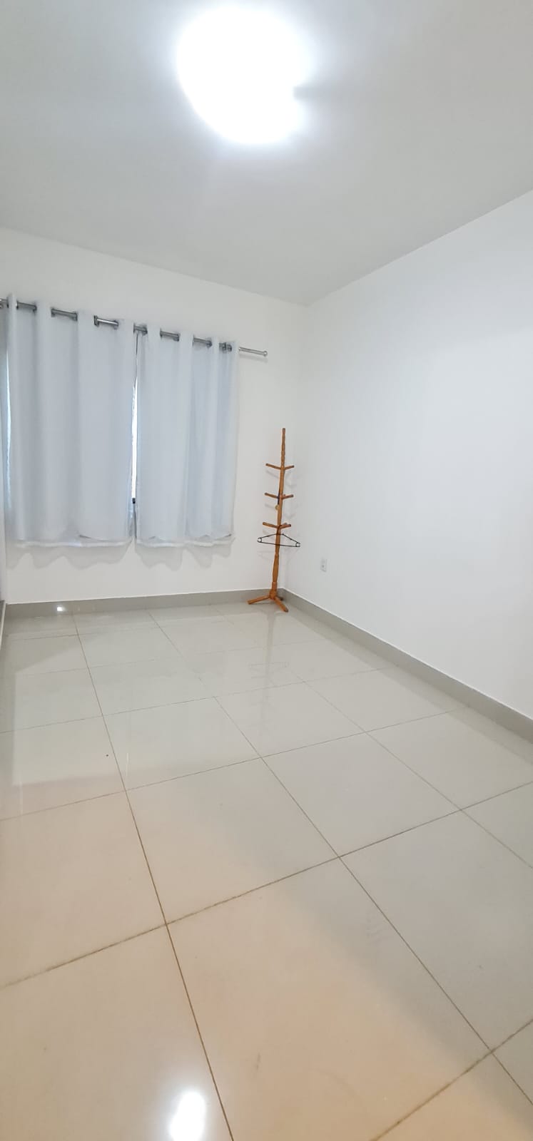 PORCELANATO, ARMÁRIOS E A SUA CHURRASQUEIRA