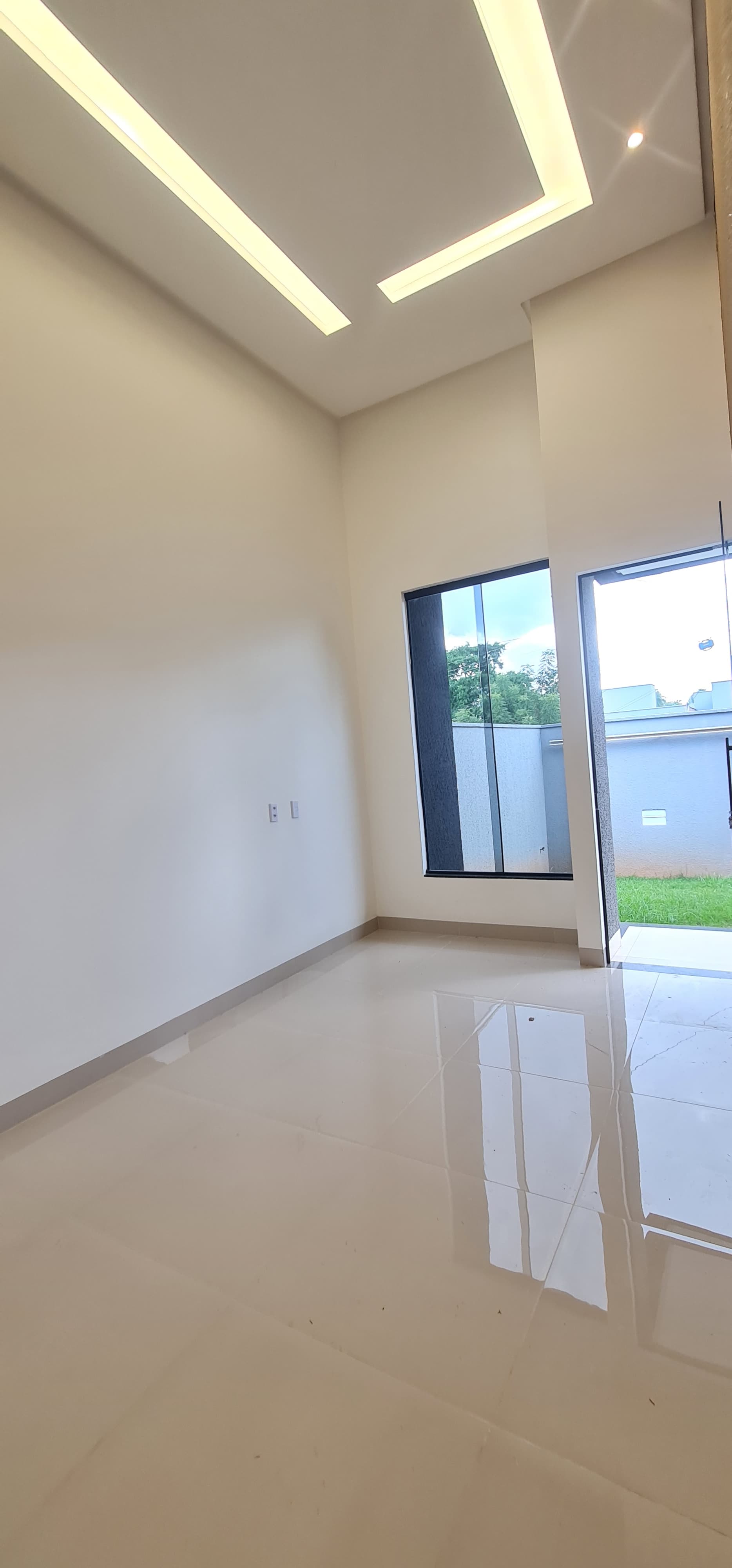 Imóvel novo disponível no Parque das Flores.