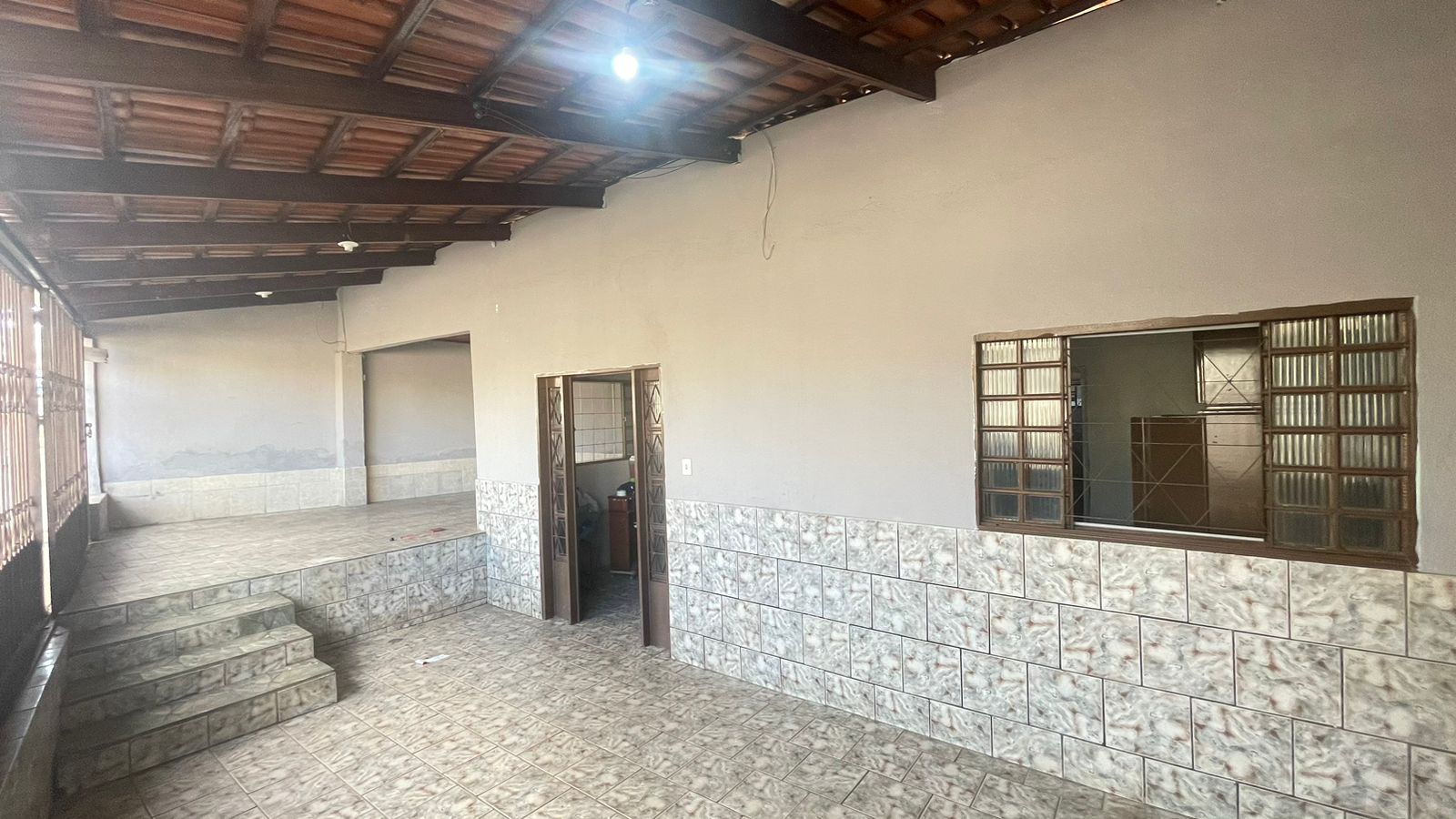 Casa - Venda, Setor dos Funcionários, Goiânia, GO