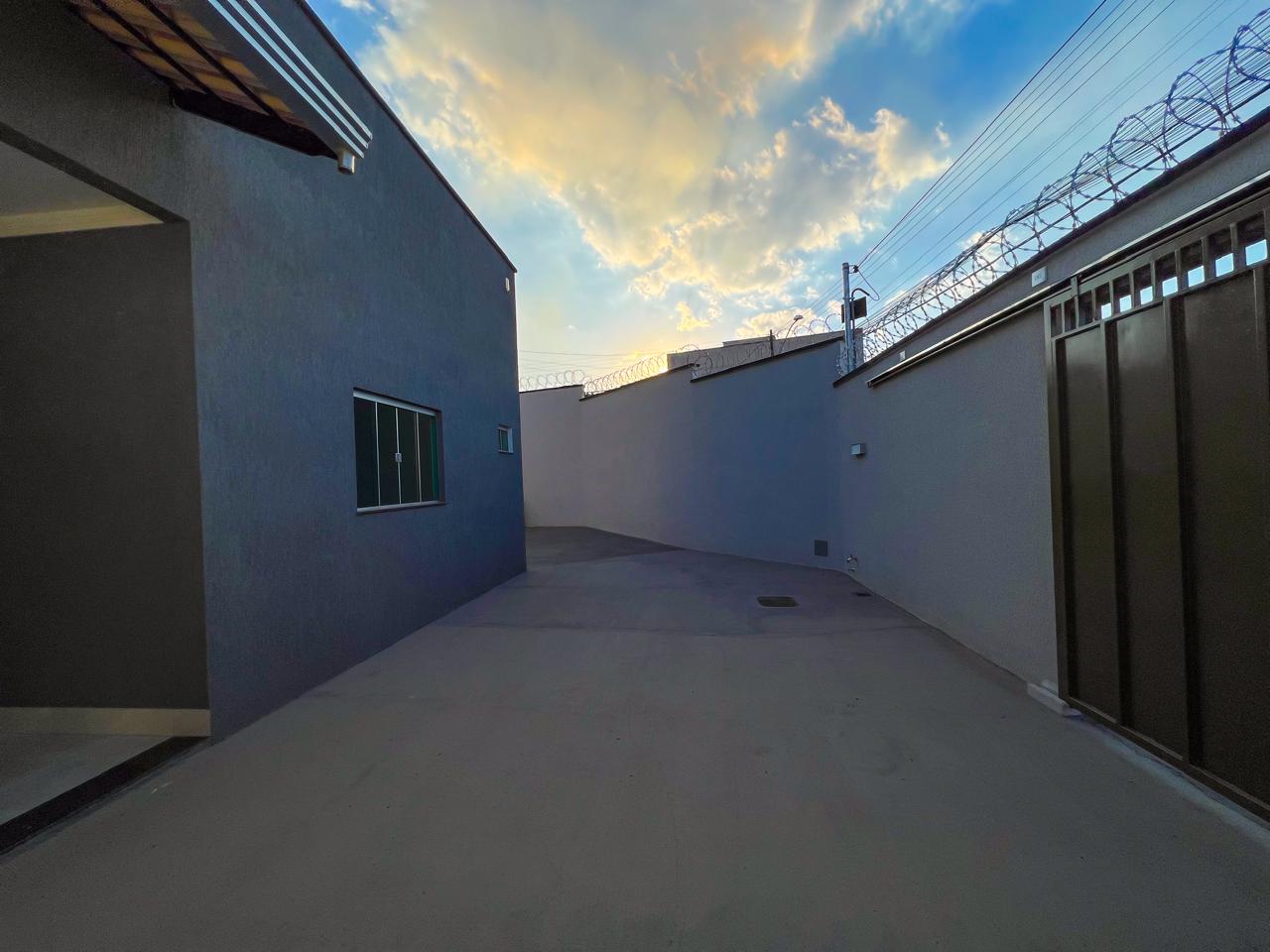 Casa à Venda - Setor Residencial Itália, Próximo ao Setor Parque das Flores