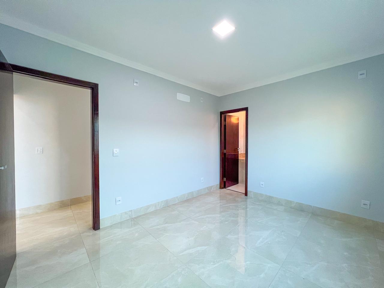 Casa à Venda - Setor Residencial Itália, Próximo ao Setor Parque das Flores