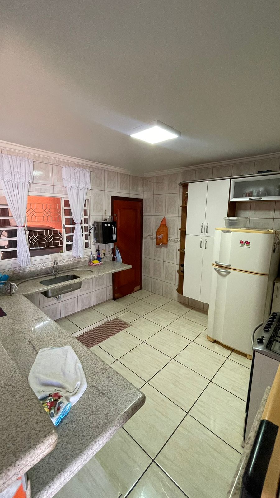 CASA COM LOTE GRANDE. ST. MORADA DO SOL. ACEITA FINANCIAMENTO.