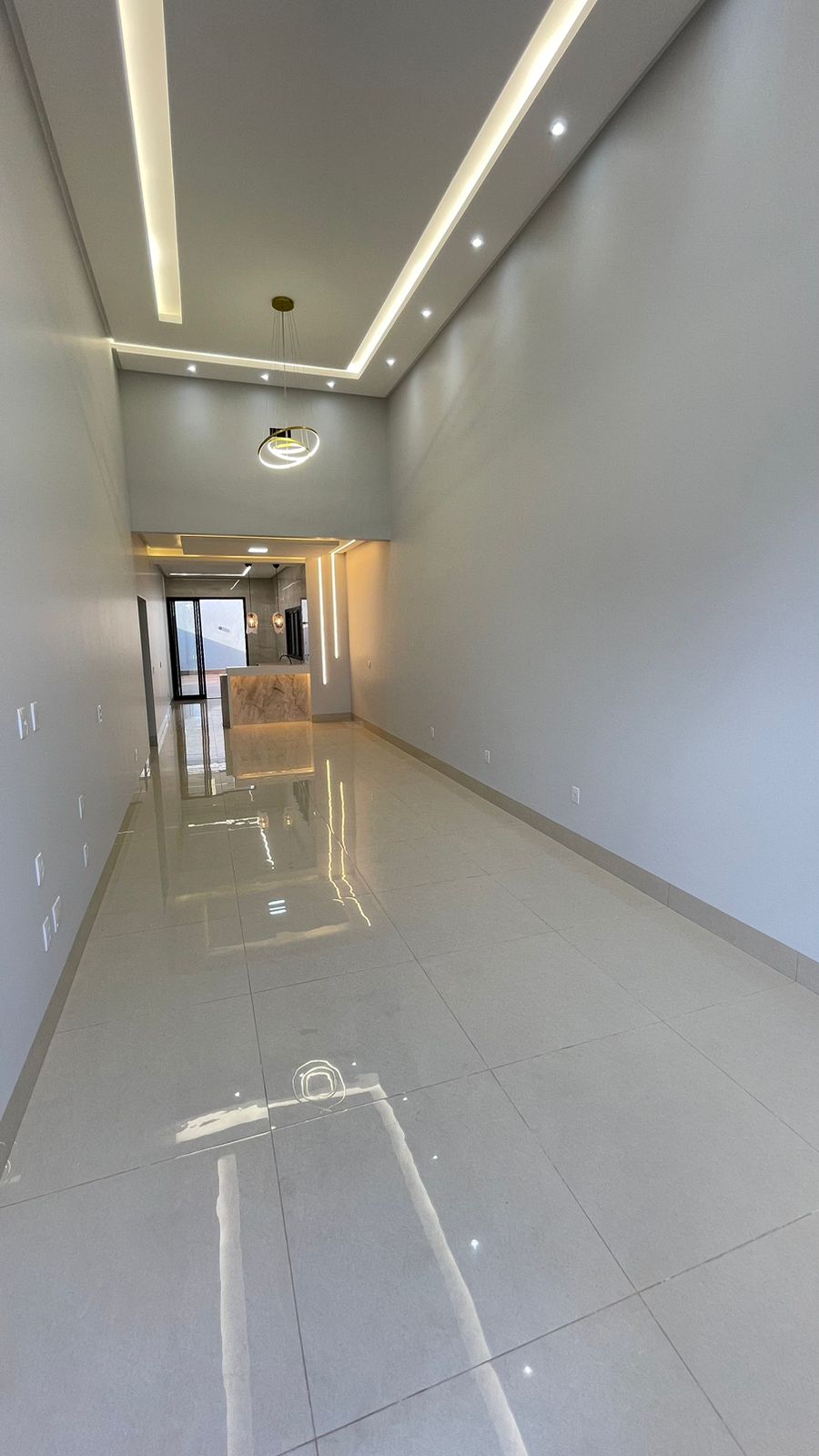 Excelente Oportunidade de Casa Térrea com Piscina Aquecida e Varanda Gourmet!