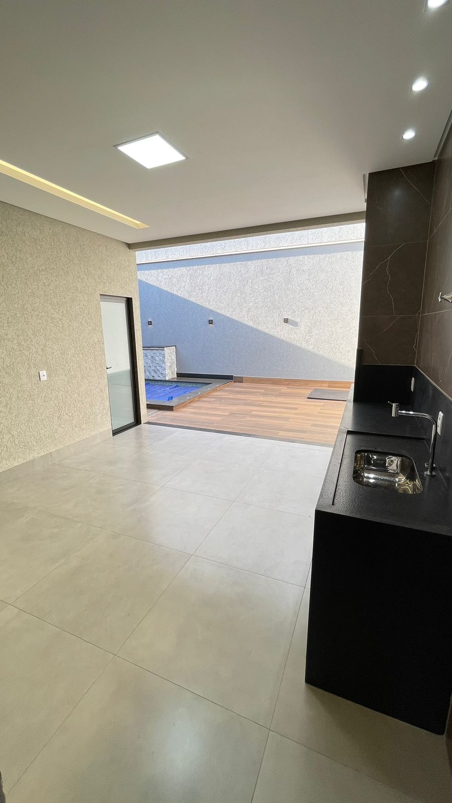 Excelente Oportunidade de Casa Térrea com Piscina Aquecida e Varanda Gourmet!